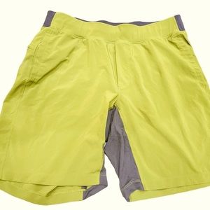 Lululemon men's shorts X-LARGE Olive